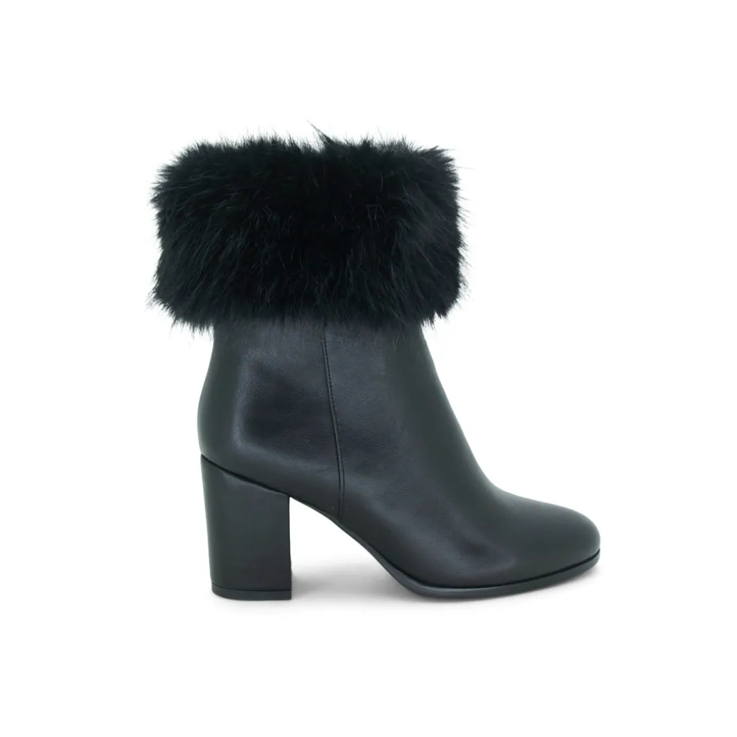 Fur_boot