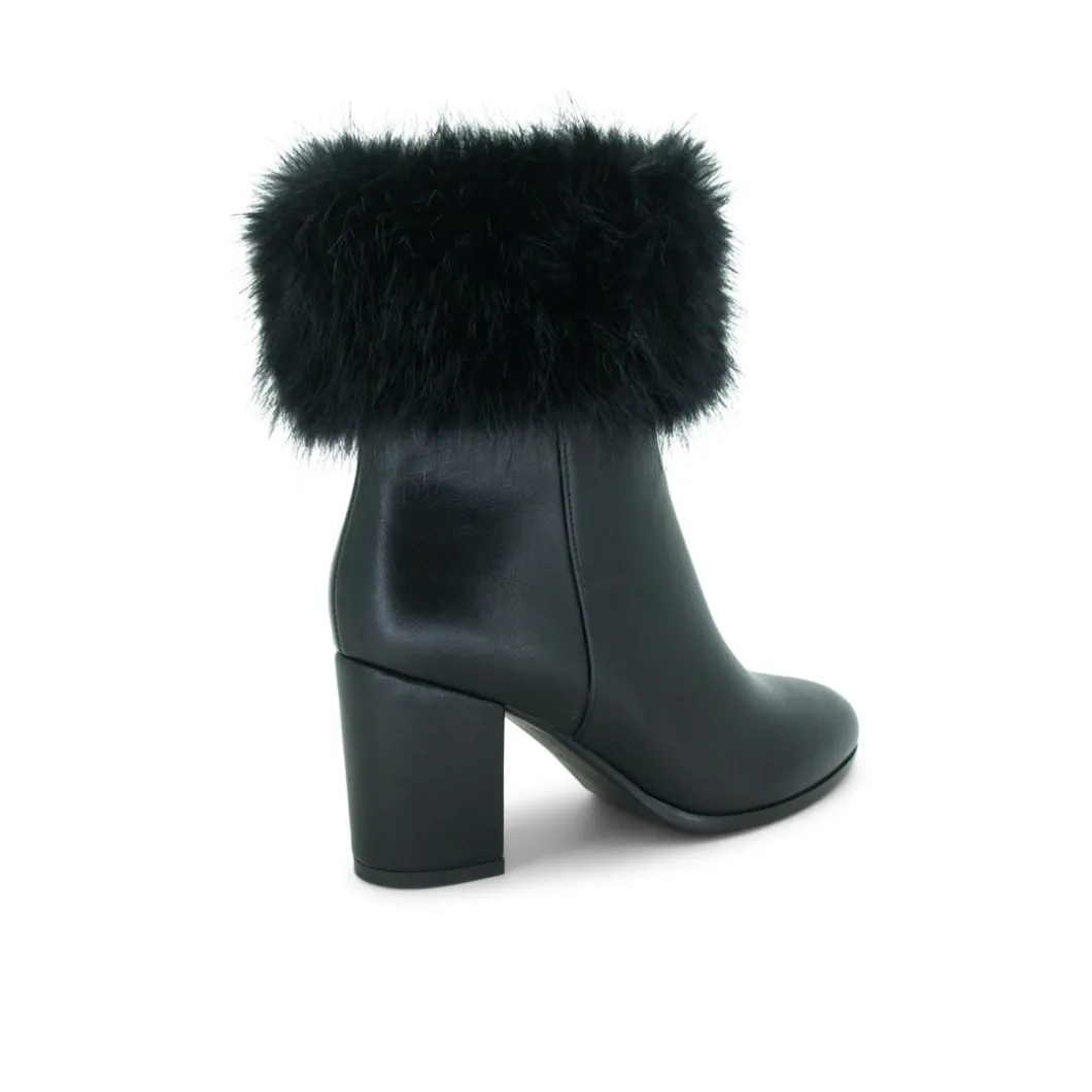 Fur_boot