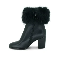 Fur_boot